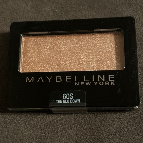 Maybelline Expert Wear Eyeshadow Makeup 0.08 oz 60S The Glo Down - Picture 7 of 9